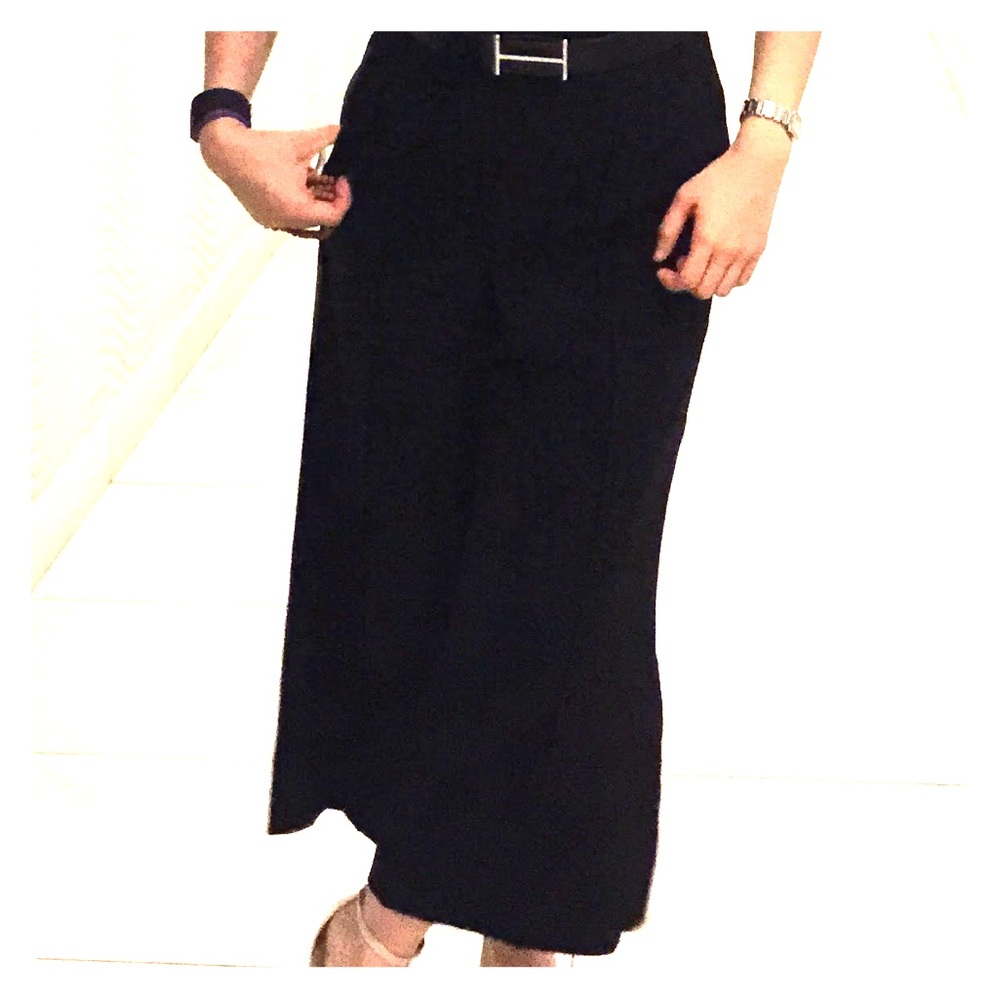 Black slim square pants from Zara